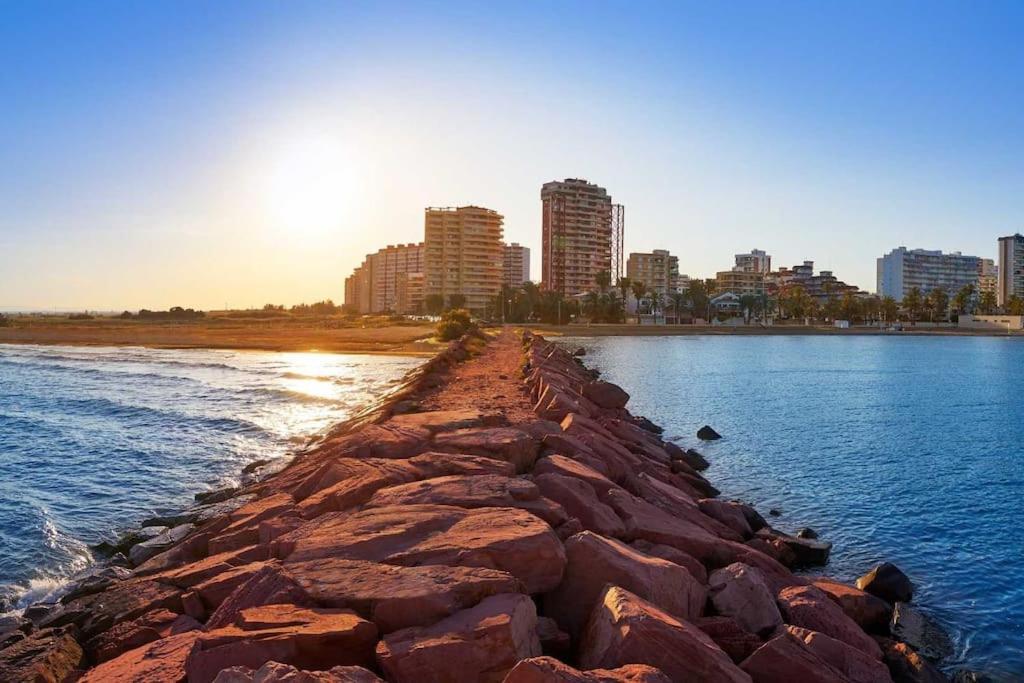 플라야 포블라 데 파르날스 La Llar45 , Relajate Junto Al Mar 아파트 외부 사진